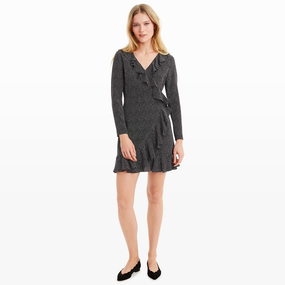 Club Monaco Dresses & Skirts - Club Monaco black Dot dress